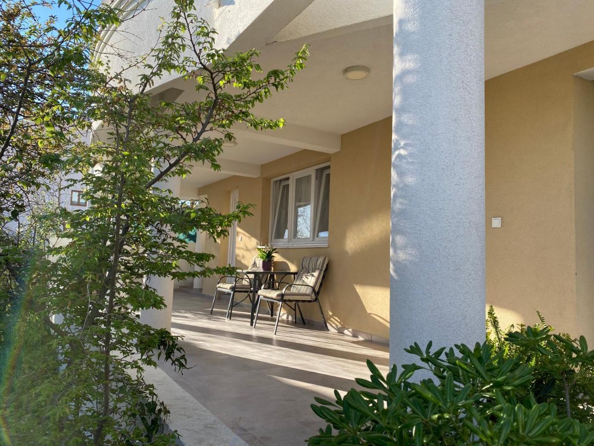 Dajkovic Apartmani Bar Exterior foto